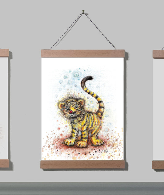 Poster Kleiner Tiger A4 | Bild A4 Baby Tiger mit Marienkäfer | Tiermotiv auf Leinwand